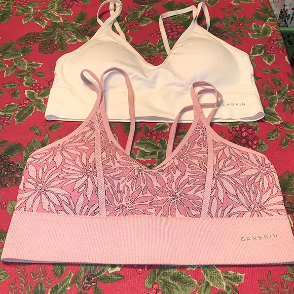 EUC Danskin Intimates.  Set of 2 sport bra style.  Sz M. - Picture 1 of 7